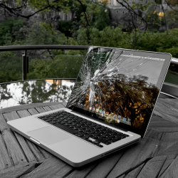 Wymiana matrycy w laptopie